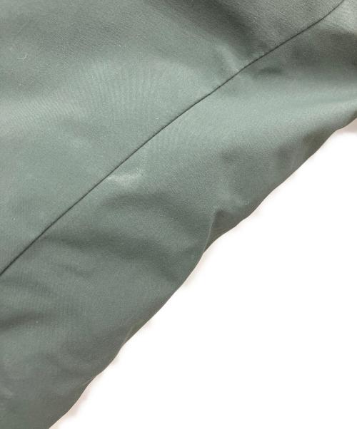 EKAL（エカル）EKAL (エカル) ダウンコート カーキ サイズ:Mの古着・服飾アイテム