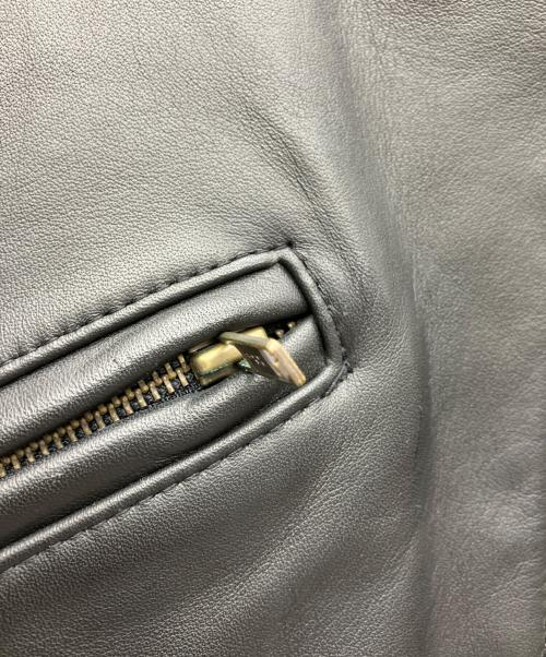 AVIREX（アヴィレックス）AVIREX (アヴィレックス) アメリカンクラシック スタジャン ブラック サイズ:Mの古着・服飾アイテム