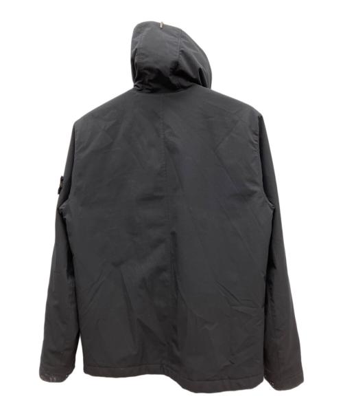 STONE ISLAND（ストーンアイランド）STONE ISLAND (ストーンアイランド) Soft-Shell Primaloft Hooded Jacket ブラック サイズ:SIZE Sの古着・服飾アイテム