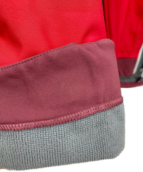 Berghaus（バーグハウス）Berghaus (バーグハウス) ブレトンソフトシェルジャケット レッド×パープル サイズ:Lの古着・服飾アイテム