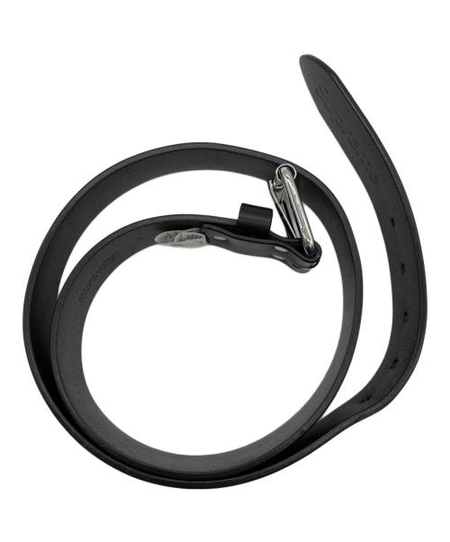 SUPREME（シュプリーム）Supreme (シュプリーム) リピートレザーベルト ブラック×ホワイトの古着・服飾アイテム