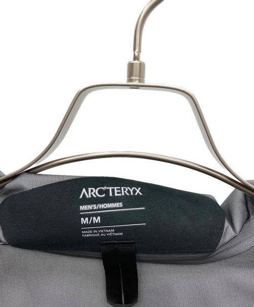 ARC'TERYX（アークテリクス）ARC'TERYX (アークテリクス) Beta LT Jacket ネイビー サイズ:SIZE Mの古着・服飾アイテム