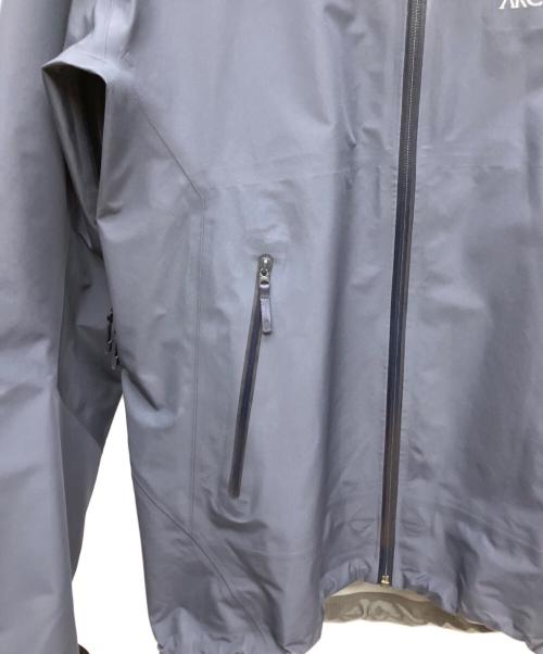 ARC'TERYX（アークテリクス）ARC'TERYX (アークテリクス) Beta LT Jacket ネイビー サイズ:SIZE Mの古着・服飾アイテム