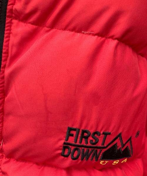 FIRST DOWN（ファーストダウン）FIRST DOWN (ファーストダウン) リバーシブルダウンベスト ブラック サイズ:Lの古着・服飾アイテム