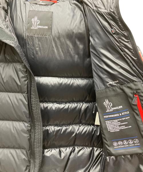 MONCLER GRENOBLE（モンクレール グルノーブル）MONCLER GRENOBLE (モンクレール グルノーブル) ダウンジャケット ブラック サイズ:2の古着・服飾アイテム