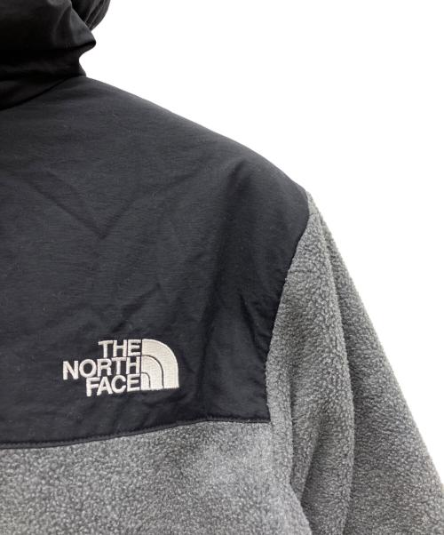 THE NORTH FACE（ザ ノース フェイス）THE NORTH FACE (ザ ノース フェイス) フーデッドジャケット ブラック×グレー サイズ:Mの古着・服飾アイテム
