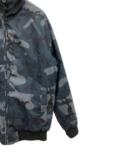 VOLCOM（ボルコム）VOLCOM (ボルコム) 迷彩フードジャケット ネイビー サイズ:Mの古着・服飾アイテム