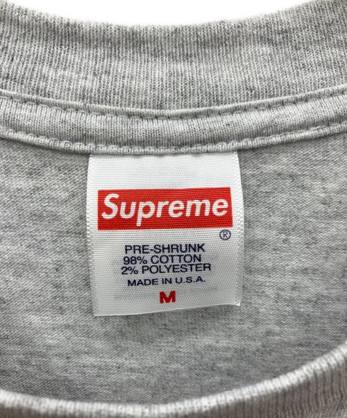 SUPREME（シュプリーム）SUPREME (シュプリーム) DISNEY THE MUPPETS (ディズニー マペッツ) Miss Piggy Tee グレー サイズ:Mの古着・服飾アイテム
