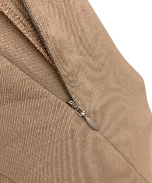 INDIVI（インディヴィ）INDIVI (インディヴィ) ノースリーブワンピース グレー サイズ:05 未使用品の古着・服飾アイテム