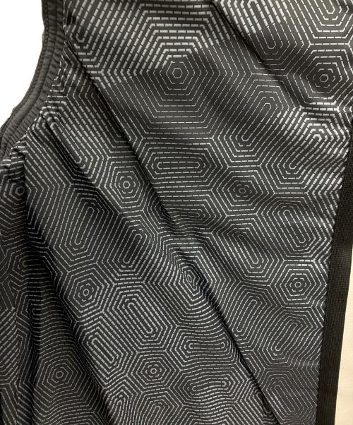 UNDER ARMOUR（アンダーアーマー）UNDER ARMOUR (アンダーアーマー) UAリミットレス ダウン ベスト ブラック サイズ:SIZE XLの古着・服飾アイテム