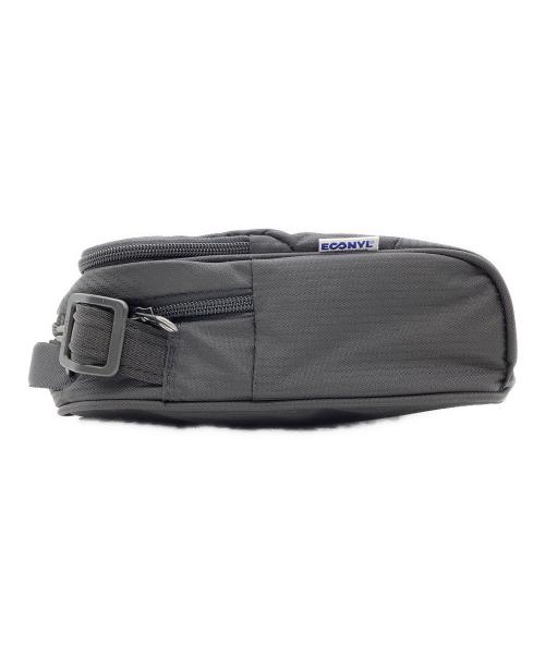pacsafe（パックセーフ）pacsafe (パックセーフ) ECONYL ショルダーバッグ ブラックの古着・服飾アイテム