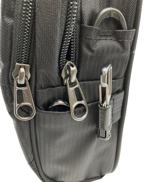 pacsafe（パックセーフ）pacsafe (パックセーフ) ECONYL ショルダーバッグ ブラックの古着・服飾アイテム