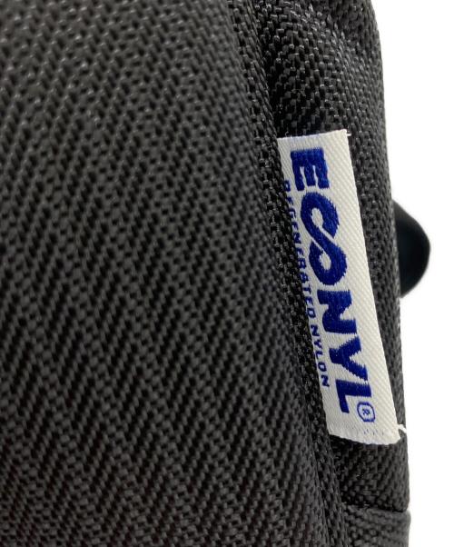 pacsafe（パックセーフ）pacsafe (パックセーフ) ECONYL ショルダーバッグ ブラックの古着・服飾アイテム