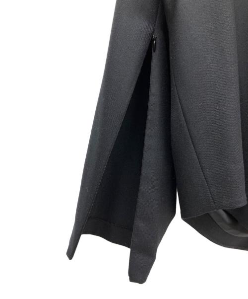 RIM.ARK（リムアーク）RIM.ARK (リムアーク) Wool saxony U curve tops ブラック サイズ:SIZE Freeの古着・服飾アイテム