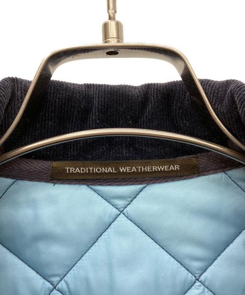 Traditional Weatherwear（トラディショナルウェザーウェア）Traditional Weatherwear (トラディショナルウェザーウェア) キルティングコート ネイビー サイズ:34の古着・服飾アイテム