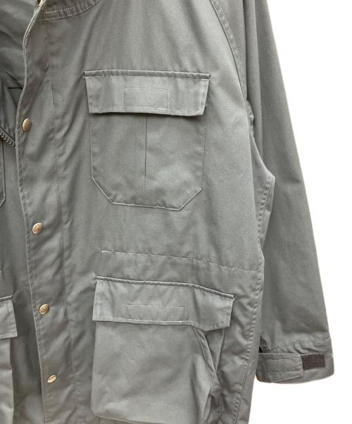 SIERRA DESIGNS（シエラデザインズ）SIERRA DESIGNS (シエラデザインズ) URBAN RESEARCH (アーバンリサーチ) マウンテンパーカー グレー サイズ:Mの古着・服飾アイテム