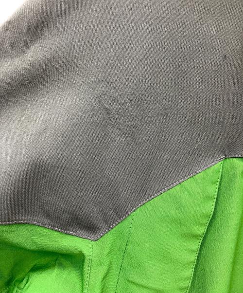 THE NORTH FACE（ザ ノース フェイス）THE NORTH FACE (ザ ノース フェイス) マウンテンパーカー グリーン×グレー サイズ:Sの古着・服飾アイテム