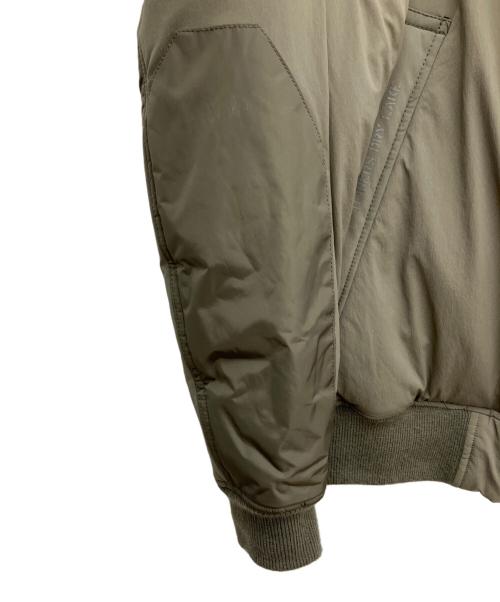 AVIREX（アヴィレックス）AVIREX (アヴィレックス) ミックスファブリックボンバージャケット カーキ サイズ:SIZE Mの古着・服飾アイテム