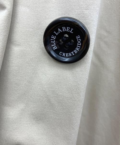 BLUE LABEL CRESTBRIDGE（ブルーレーベルクレストブリッジ）BLUE LABEL CRESTBRIDGE (ブルーレーベルクレストブリッジ) トレンチコート ベージュ サイズ:36の古着・服飾アイテム