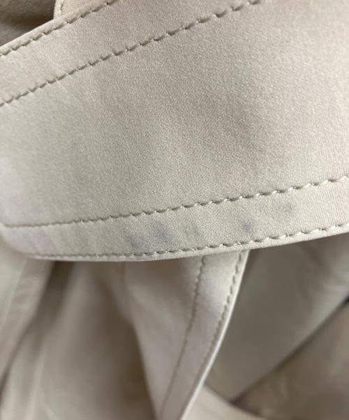BLUE LABEL CRESTBRIDGE（ブルーレーベルクレストブリッジ）BLUE LABEL CRESTBRIDGE (ブルーレーベルクレストブリッジ) トレンチコート ベージュ サイズ:36の古着・服飾アイテム
