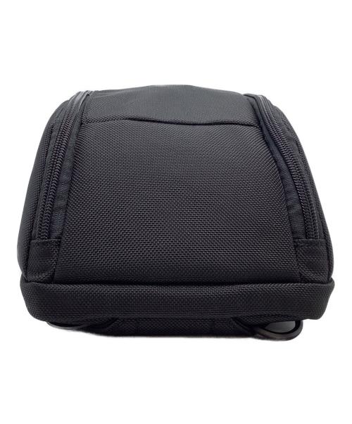 TUMI（トゥミ）TUMI (トゥミ) ラージスリングボディバッグ ブラックの古着・服飾アイテム