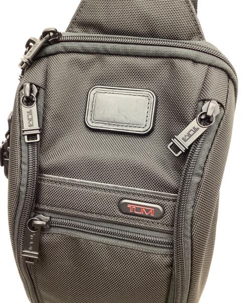 TUMI（トゥミ）TUMI (トゥミ) ラージスリングボディバッグ ブラックの古着・服飾アイテム