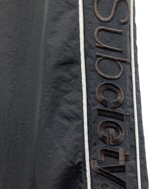 SUBCIETY（サブサエティ）SUBCIETY (サブサエティ) ナイロンパンツ ブラック サイズ:Ｌ 未使用品の古着・服飾アイテム