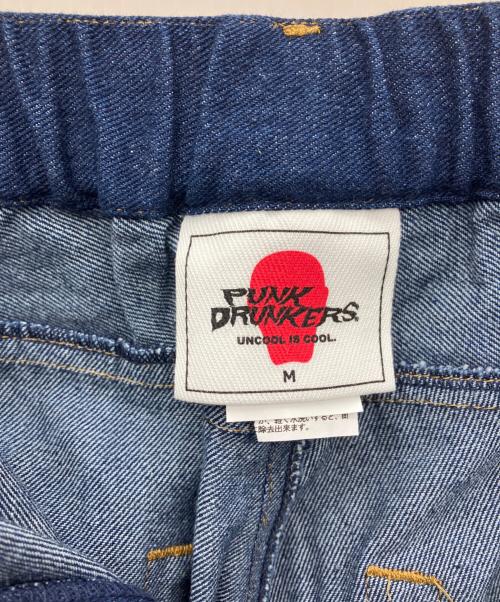 PUNK DRUNKERS（パンクドランカーズ）PUNK DRUNKERS (パンクドランカーズ) デニムパンツ インディゴ サイズ:SIZE M 未使用品の古着・服飾アイテム
