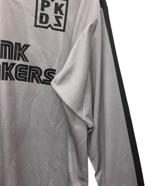 PUNK DRUNKERS（パンクドランカーズ）PUNK DRUNKERS (パンクドランカーズ) ゲームシャツ グレー サイズ:Ｌ 未使用品の古着・服飾アイテム