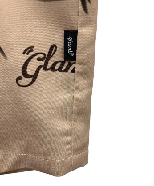 glamb（グラム）glamb (グラム) アロハシャツ ベージュ サイズ:M 未使用品の古着・服飾アイテム
