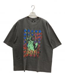 glamb（グラム）の古着「プリントTシャツ」｜グレー