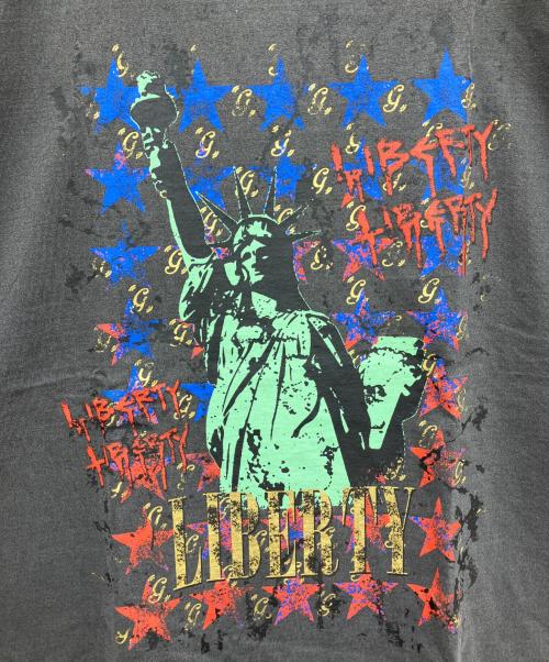 glamb（グラム）glamb (グラム) プリントTシャツ グレー サイズ:Ｌ 未使用品の古着・服飾アイテム