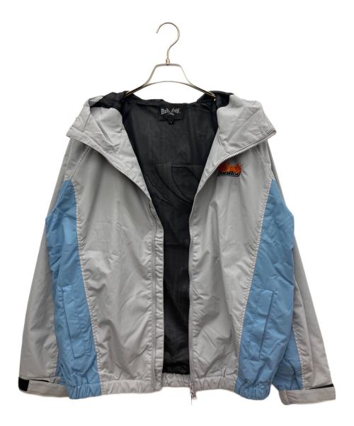 BADBOY（バッドボーイ）BADBOY (バッドボーイ) ナイロンジャケット グレー×ブルー サイズ:2 未使用品の古着・服飾アイテム