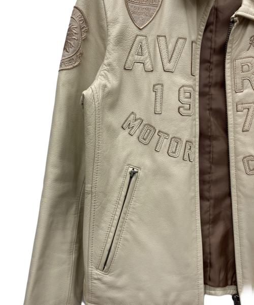 AVIREX（アヴィレックス）AVIREX (アヴィレックス) PATCHED TRUCKER JACKET ベージュ サイズ:Mの古着・服飾アイテム