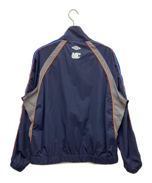 UMBRO（アンブロ）UMBRO (アンブロ) JUN RED (ジュン レッド) ナイロンジャケット ネイビー サイズ:Lの古着・服飾アイテム