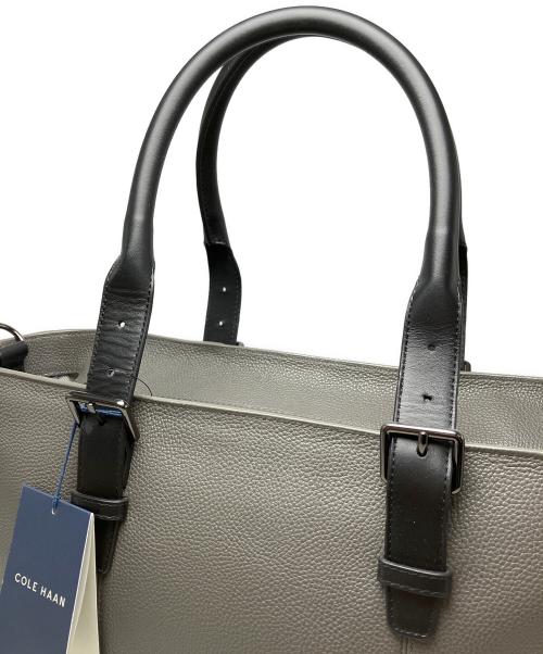 COLE HAAN（コールハーン）COLE HAAN (コールハーン) トライボロトート グレー 未使用品の古着・服飾アイテム