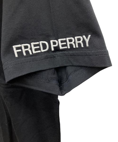 FRED PERRY（フレッドペリー）FRED PERRY (フレッドペリー) Mastermind (マスターマインド) 半袖Tシャツ ブラック サイズ:S 未使用品の古着・服飾アイテム