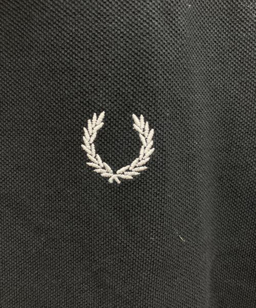 FRED PERRY（フレッドペリー）FRED PERRY (フレッドペリー) Mastermind (マスターマインド) ポロシャツ ブラック サイズ:M 未使用品の古着・服飾アイテム