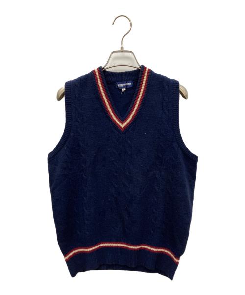 FRED PERRY（フレッドペリー）FRED PERRY (フレッドペリー) ニットベスト ネイビー サイズ:SIZE Sの古着・服飾アイテム