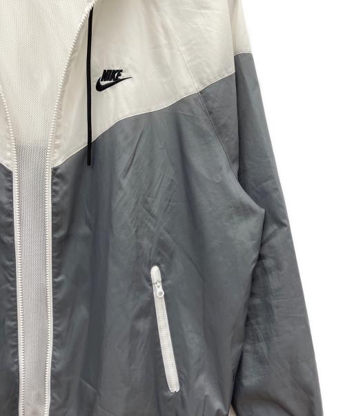 NIKE（ナイキ）NIKE (ナイキ) ナイロンジャケット ホワイト×グレー サイズ:XLの古着・服飾アイテム