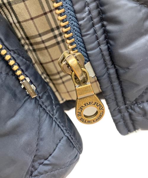 BURBERRY BLUE LABEL（バーバリー ブルー レーベル）BURBERRY BLUE LABEL (バーバリー ブルー レーベル) キルティングジャケット ネイビー サイズ:40の古着・服飾アイテム