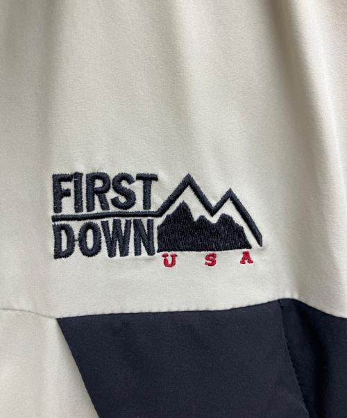 FIRST DOWN（ファーストダウン）FIRST DOWN (ファーストダウン) ダウンジャケット ブラック×グレー サイズ:XLの古着・服飾アイテム