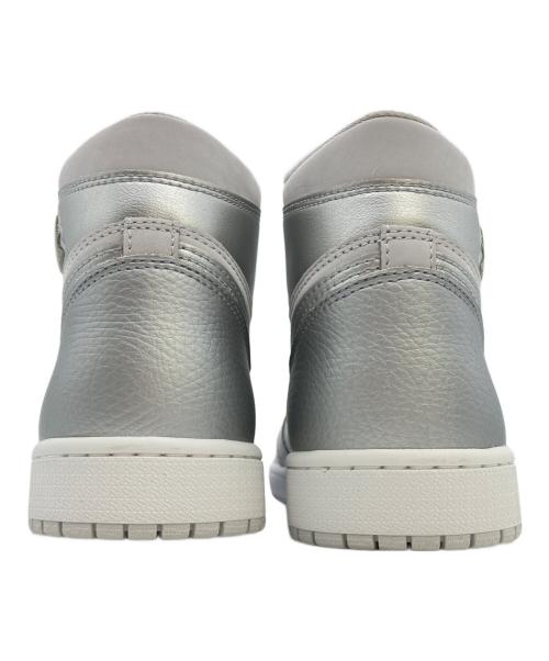NIKE（ナイキ）NIKE (ナイキ) ハイカットスニーカー グレー×シルバー サイズ:SIZE 27.5cmの古着・服飾アイテム