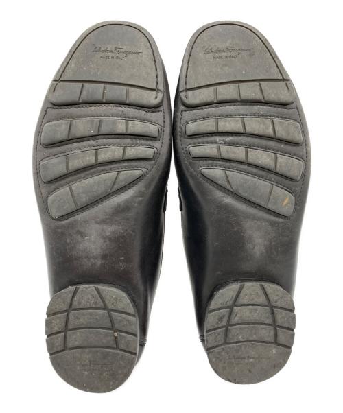 Salvatore Ferragamo（サルヴァトーレ フェラガモ）Salvatore Ferragamo (サルヴァトーレ フェラガモ) ガンチーニモカシン ブラック サイズ:SIZE 28cmの古着・服飾アイテム