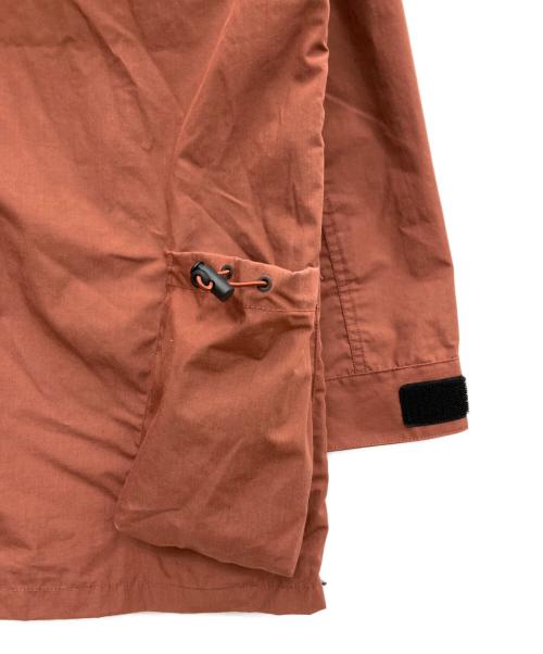 NANGA（ナンガ）NANGA (ナンガ) TAKIBI FIELD ANORAK PARKA レッド サイズ:SIZE Mの古着・服飾アイテム