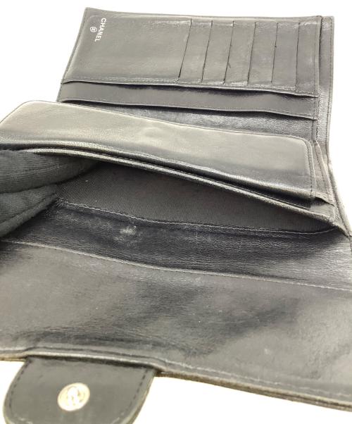 CHANEL（シャネル）CHANEL (シャネル) 三つ折り長財布 ブラックの古着・服飾アイテム