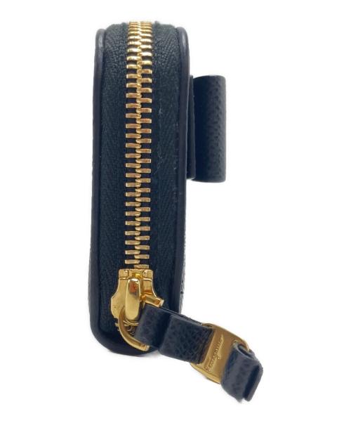 Salvatore Ferragamo（サルヴァトーレ フェラガモ）Salvatore Ferragamo (サルヴァトーレ フェラガモ) ヴァラリボンコインケース ブラックの古着・服飾アイテム