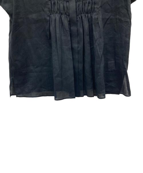 BALLSEY（ボールジィ）BALLSEY (ボールジィ) スムースラミー フロントシャーリングブラウス ブラック サイズ:36 未使用品の古着・服飾アイテム