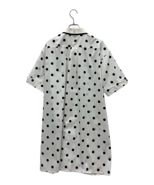 FRED PERRY（フレッドペリー）FRED PERRY (フレッドペリー) 半袖ワンピース ホワイト サイズ:US 6の古着・服飾アイテム