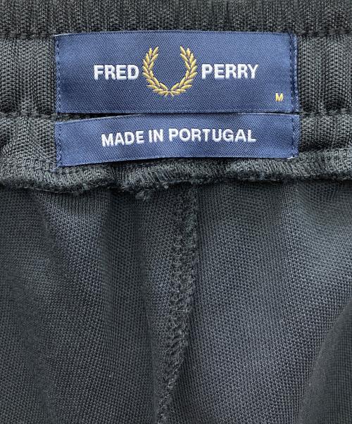 FRED PERRY（フレッドペリー）FRED PERRY (フレッドペリー) トラックパンツ ブラック サイズ:Mの古着・服飾アイテム
